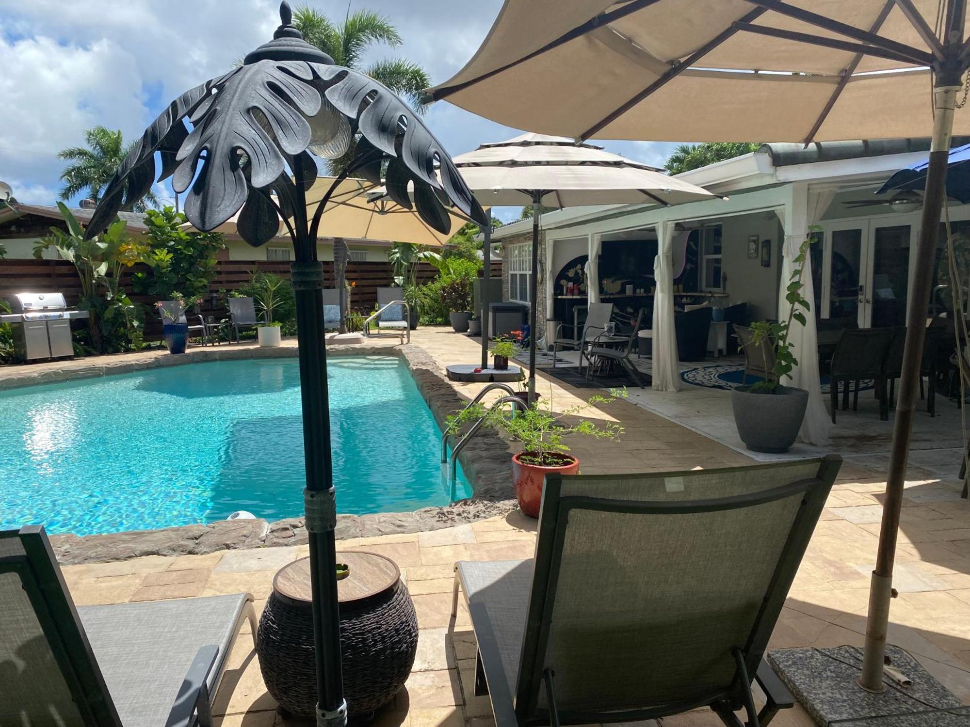 Wilton Manors A Mens Oasis Bed & Breakfast Exterior foto